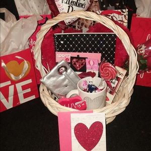 Valentines gift baskets